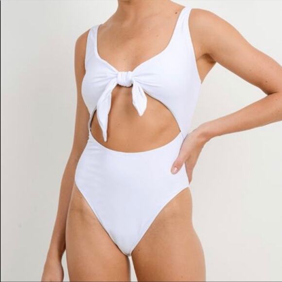 Sexy White Cutout Swimsuit Size Small - Picture 1 of 7